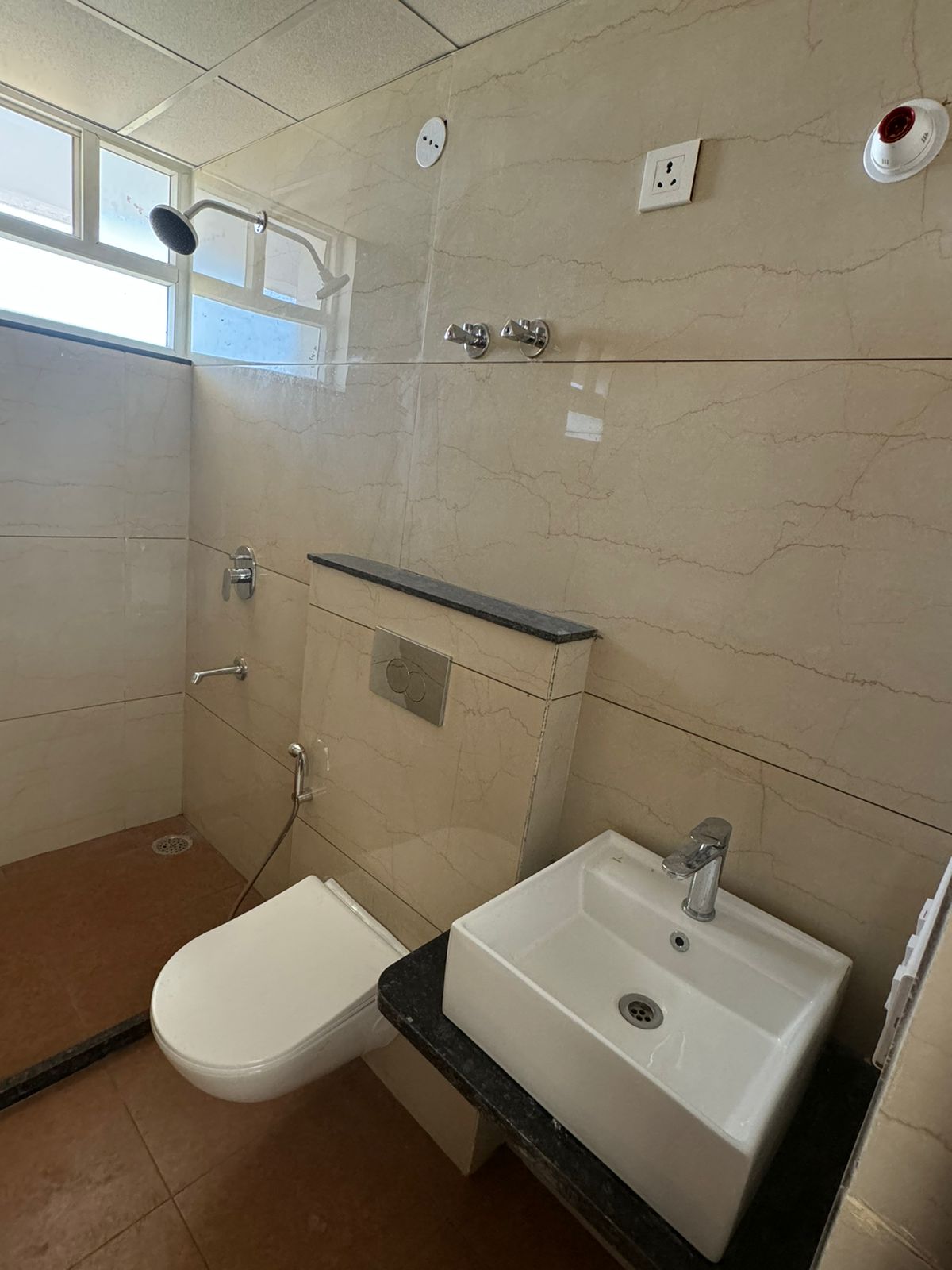 3BHK semi-furnished flat for rent @Virat Krishnav Apt, Vaishali Nagar Ext-Vaishali Nagar-Jaipur